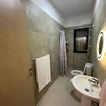 Cosy 2br Near Airport - Self Check-in 24hr Tirana