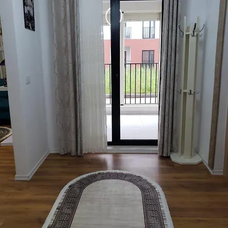 Cosy 2br Near Airport - Self Check-in 24hr Tirana