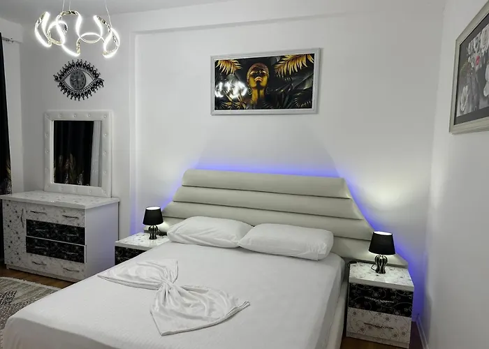 Cosy 2br Near Airport - Self Check-in 24hr Tirana
