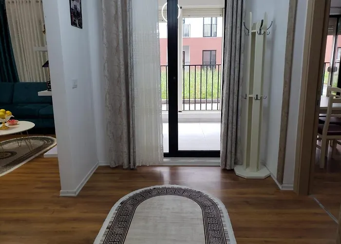 Cosy 2br Near Airport - Self Check-in 24hr Tirana